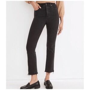 Everlane High Rise Kick Crop Jeans Washed Black Raw Hem 26 Regular